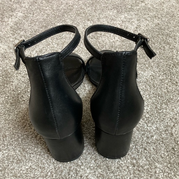 STEVE MADDEN | Irenee Black Leather Heeled Sandal - Size 7 - Picture 5 of 6